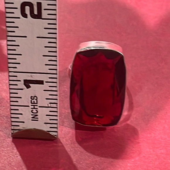 Garnet Ring - Picture 7 of 10